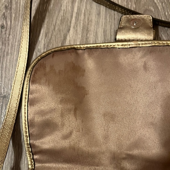 Vintage Gold Metallic Coach Crossbody Bag - Picture 4 of 5